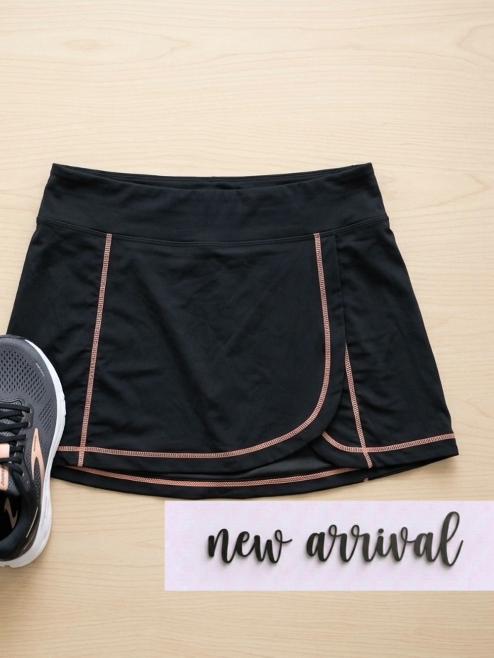 NWOT Coral and Black Running Skirt